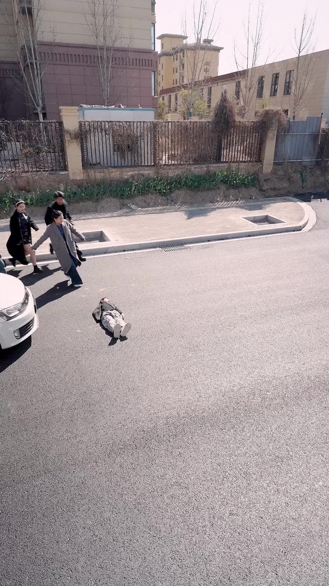 Episode 23 - Mom's Here, Daughter